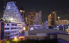 Panoramic City View Room At Silom